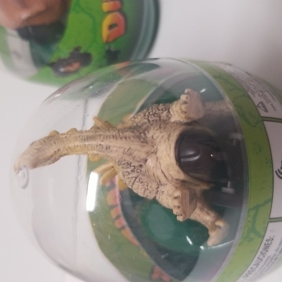 Dinosaur Pull-Back Toy Set Of 3 Stegosaurus Carnotaurus Spinosaurus New - Picture 3 of 8